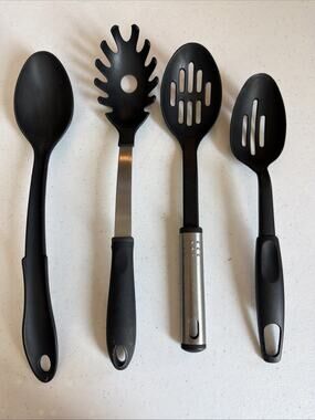 kitchen lot 4 Pc Black Nylon Plastic Utensils Spatula Spoons Ladle pasta slotted